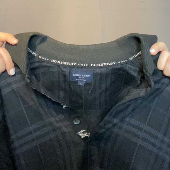 Vintage Burberry Collared T shirt - Picture 4 of 4